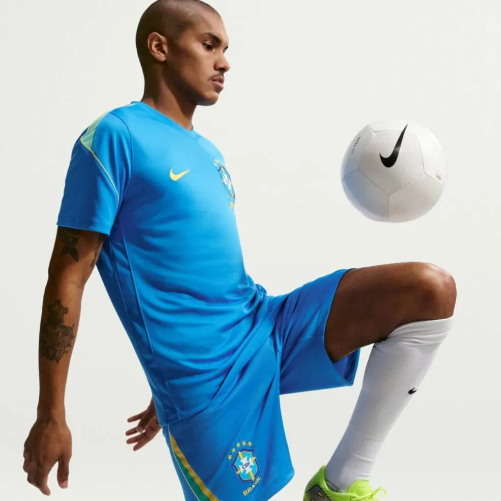 Brasilien 2026 Stadium Heim Dri-Fit Replica Herren Shorts