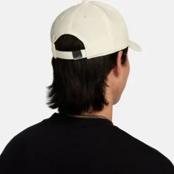 Dri-Fit Structured Metal Logo Unisex Cap