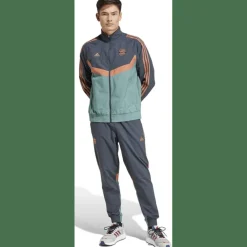 FC Bayern München Seasonal Herren Fußballjacke