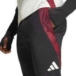 Manchester United Tiro 24 Training Herren Fußballhose