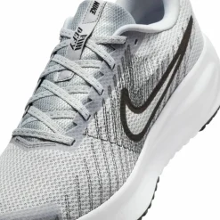 Run Defy Road Herren Laufschuhe