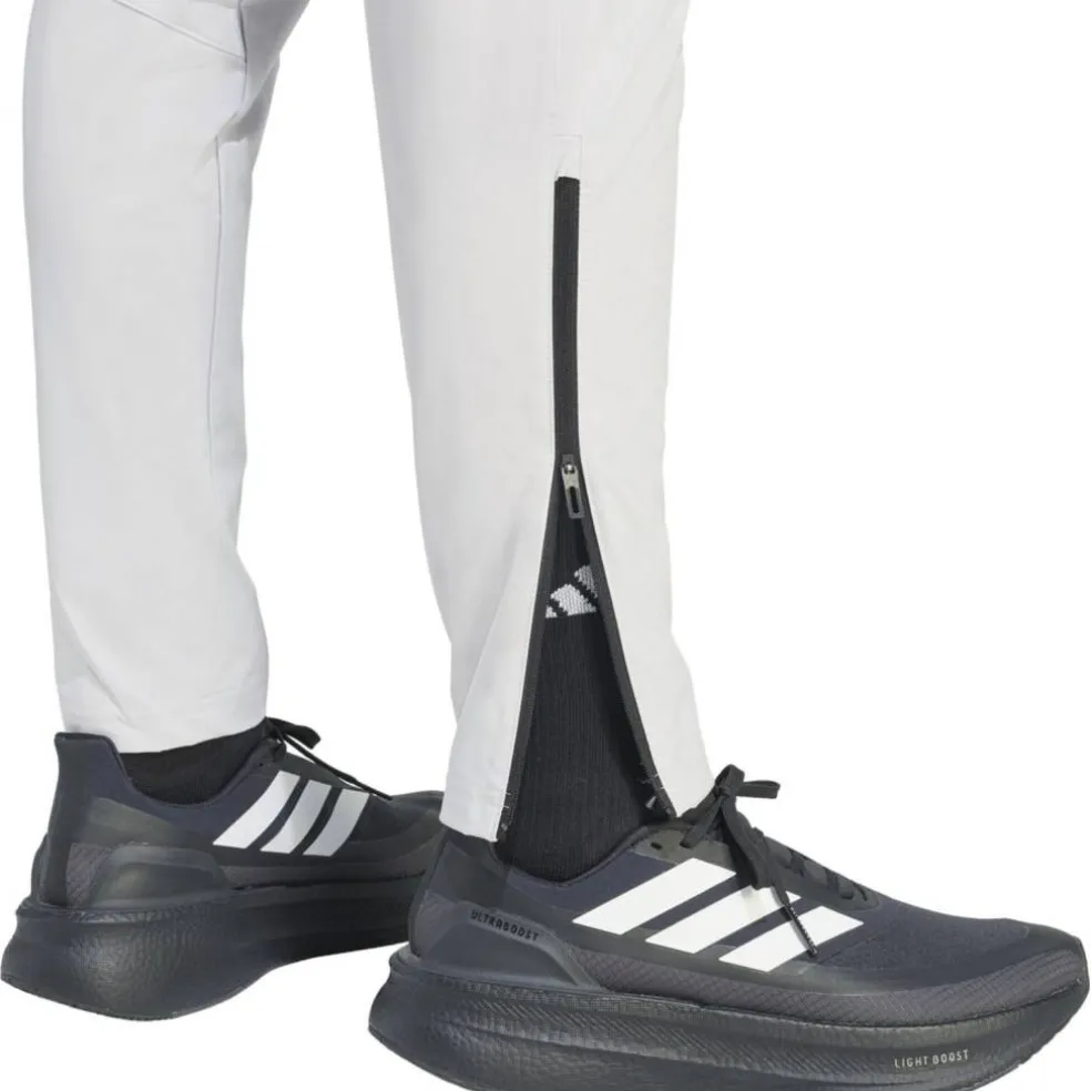 Tiro Travel Woven Bottoms Herren Trainingshose