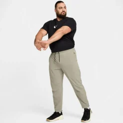 Unlimited Dri-Fit Zippered Cuff Versatile Herren Trainingshose