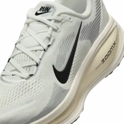 Vomero 18 Road Herren Laufschuhe