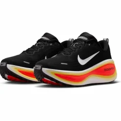 Vomero Plus Road Herren Laufschuhe